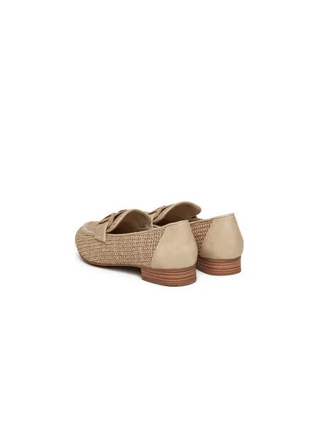 Loafers Mustang béžová