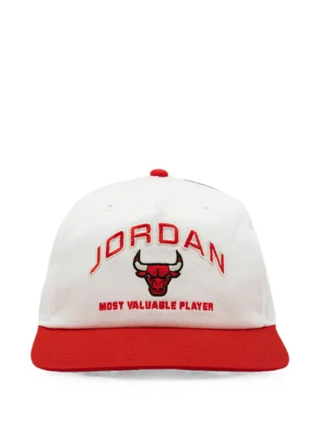 Căciulă Jordan fără toc alb