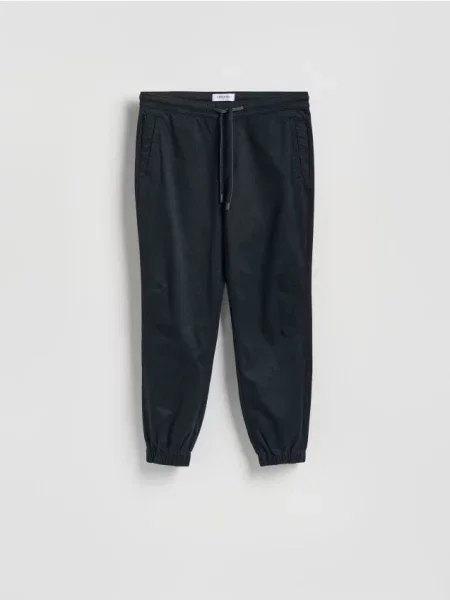 Reserved Spodnie jogger slim fit czarny
