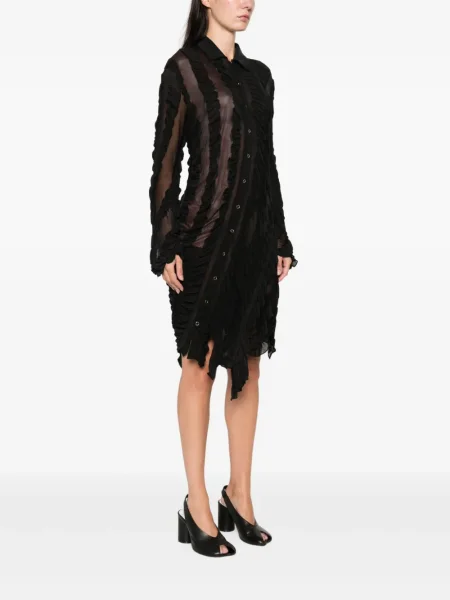 Sukienka koszulowa Anni Salonen z falbankami do kolan garniturowa czarna