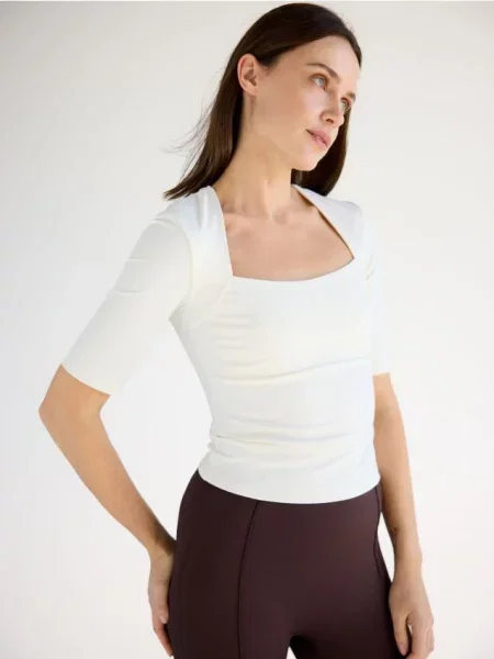 Reserved Top uni crem
