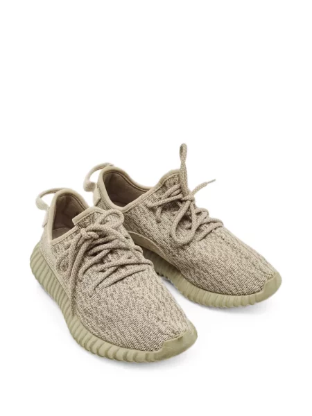 Tenisice Adidas Yeezy s vezicama s čipkom