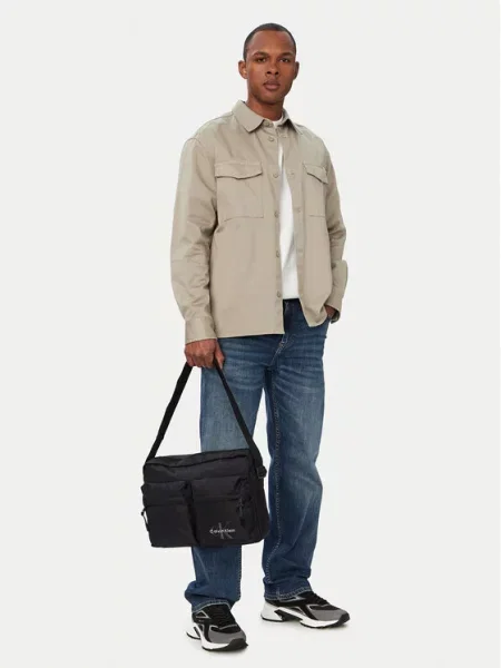 Calvin Klein Crossover torbica Bolt Laptop Flight Bag Crna bijela