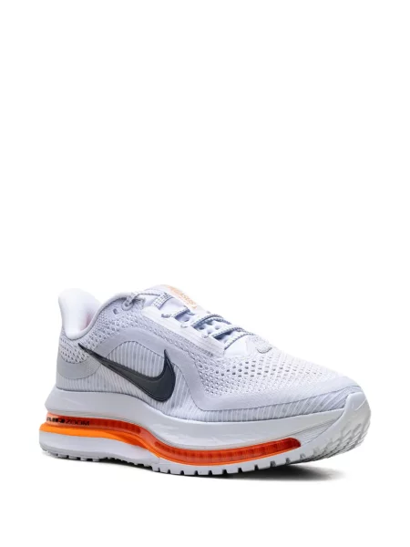 Sneakerși Nike LeBron roz