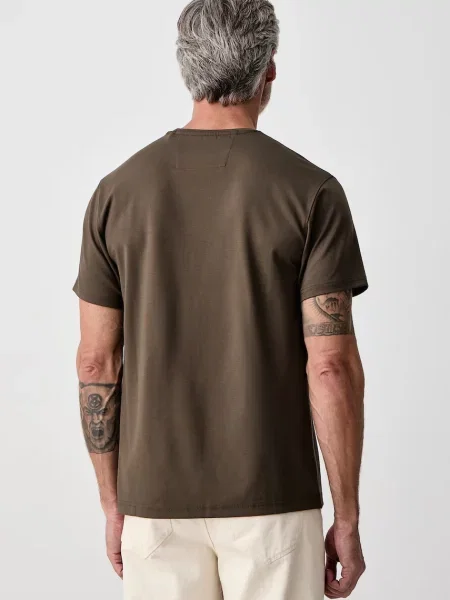 Guess tricou pentru bărbați cu vâscoză maro
