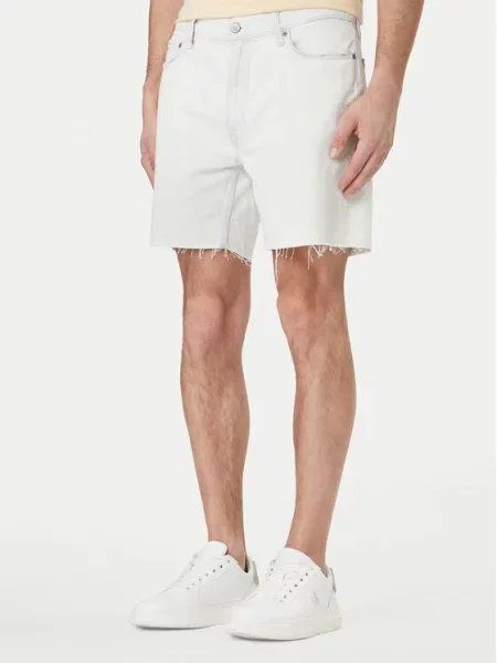 Calvin Klein Jeans Szorty jeansowe Classic Écru
