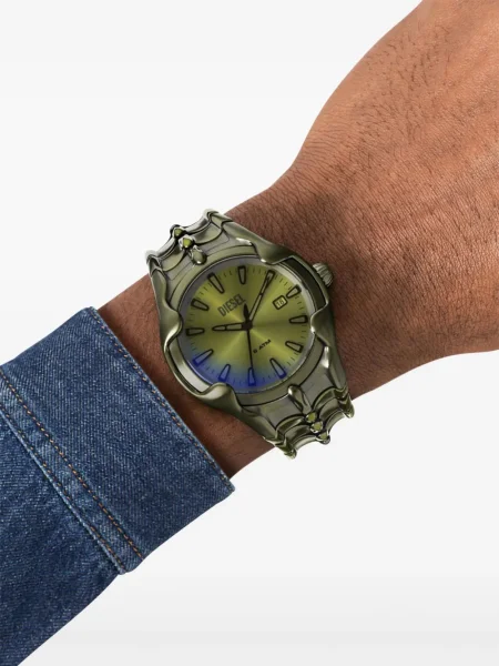 Ceas Diesel verde