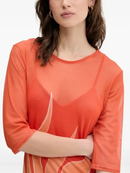 Rochie maxi Never Fully Dressed cu imagine plasă de costum portocaliu