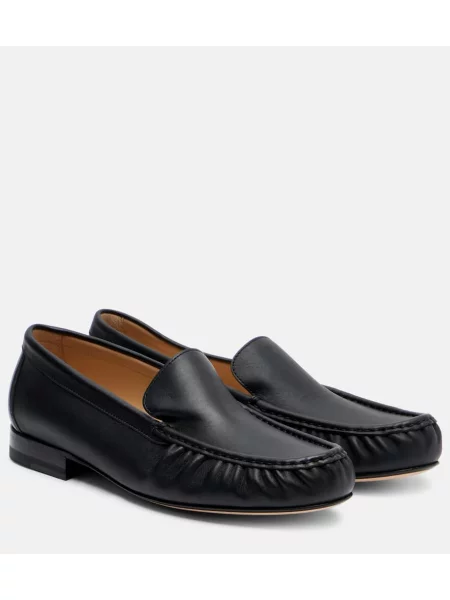 Pantofi loafer Manolo Blahnik din piele negru