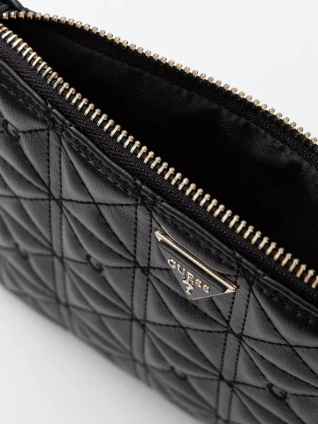 Кожаная сумочка Guess