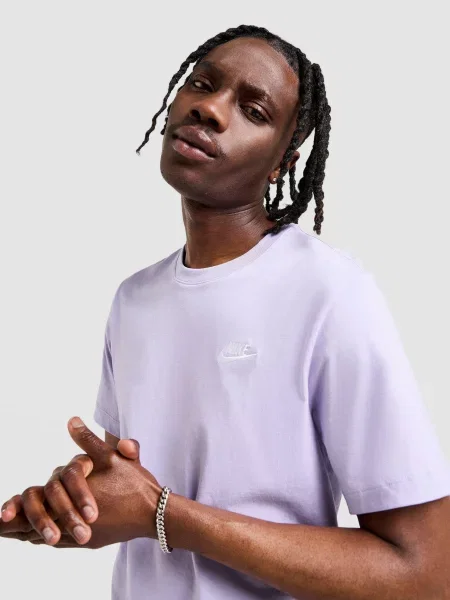 Nike T-Shirt Sportswear Club fioletowa