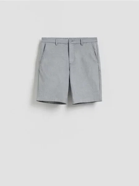Reserved Pantaloni scurți carrot fit verde-închis verde