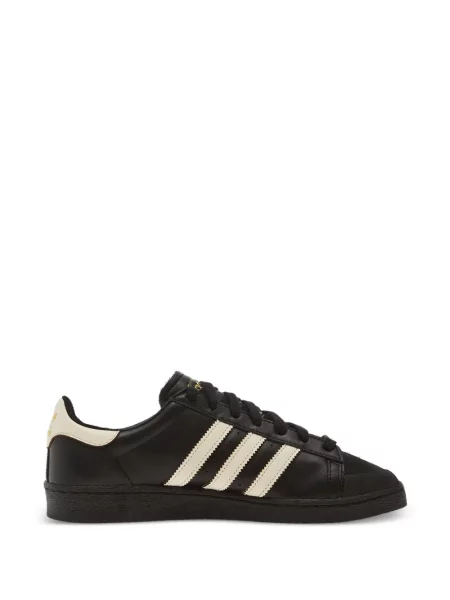 Scurt ușor tricou Adidas de drumeție alb