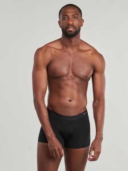 Boxeri Hom negru