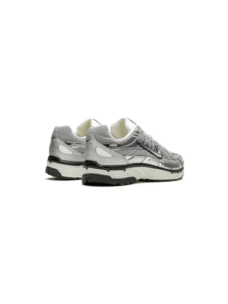 Pantofi Nike gri