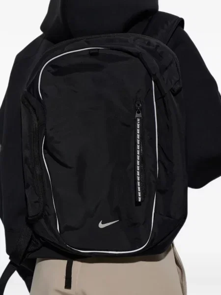 Ošišano retro kratke hlače Nike s vezom crna