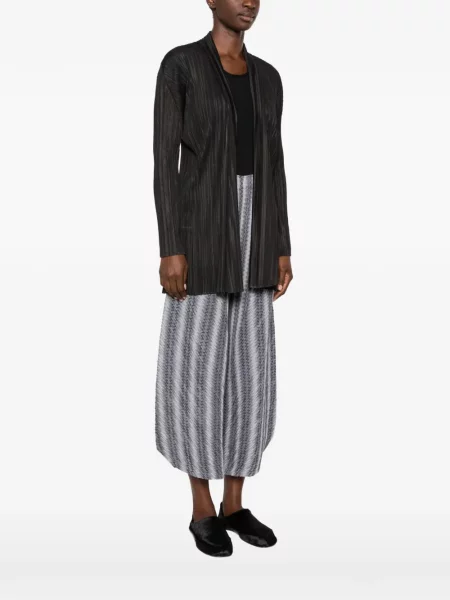 Gulerat geacă Pleats Please Issey Miyake negru