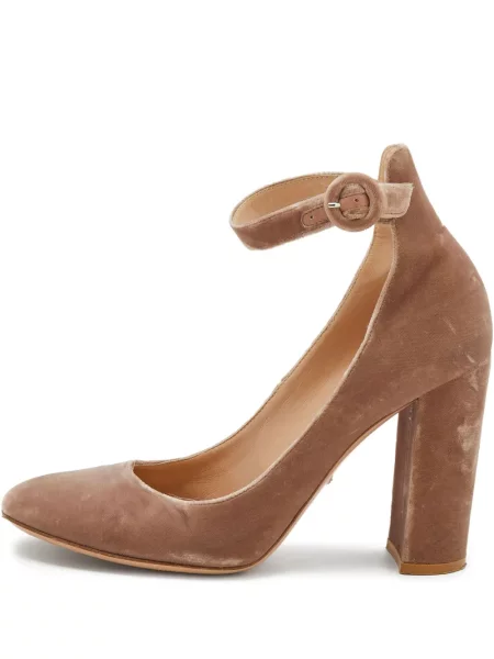 Pantofi cu toc Gianvito Rossi de catifea cu bretele