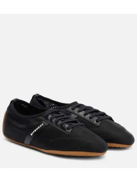 Sneakerși Givenchy din piele negru