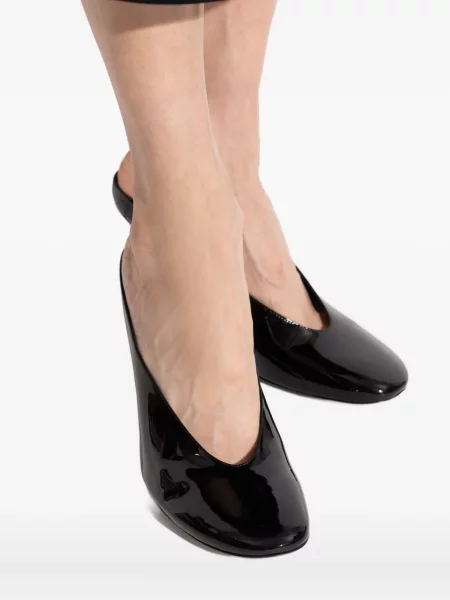 Papuci tip mules Givenchy din piele de lac negru