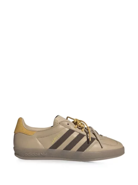 Sneakerși Adidas Spezial cu imagine maro