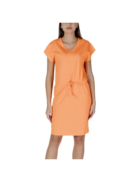 Mała mały sukienka mini B.young z dekoltem w serek pomarańczowa