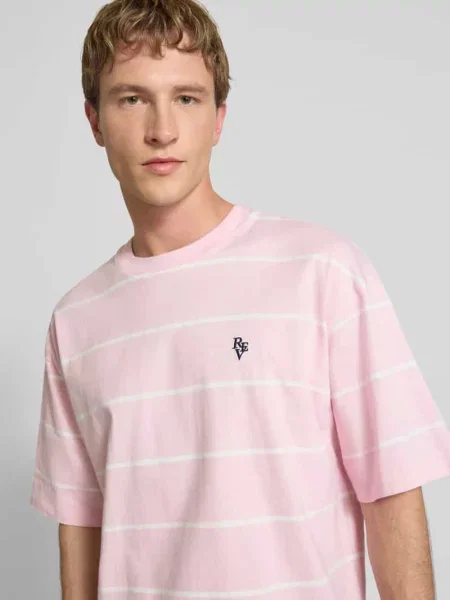 T-shirt z okrągłym dekoltem i wyhaftowanym logo Review