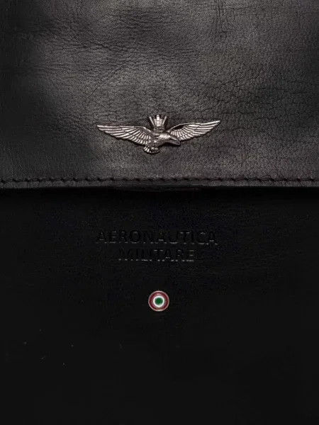 Aeronautica Militare bőr oldaltáska fekete