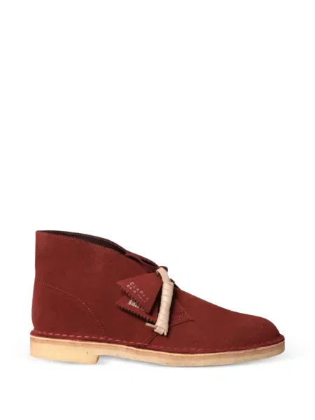 Szarvasbőr sivatagi bokacsizma Clarks Originals piros