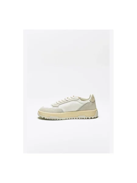 Sneakersy Autry zamszowe z siateczki białe