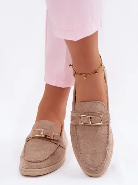 Nizki čevlji Evento z zaponko bež