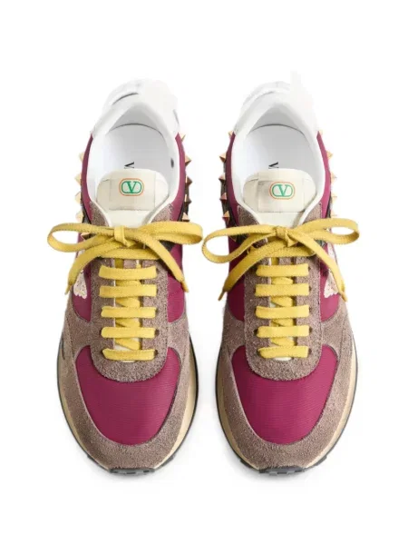 Δερμάτινα sneakers Valentino Garavani με κέντημα μωβ