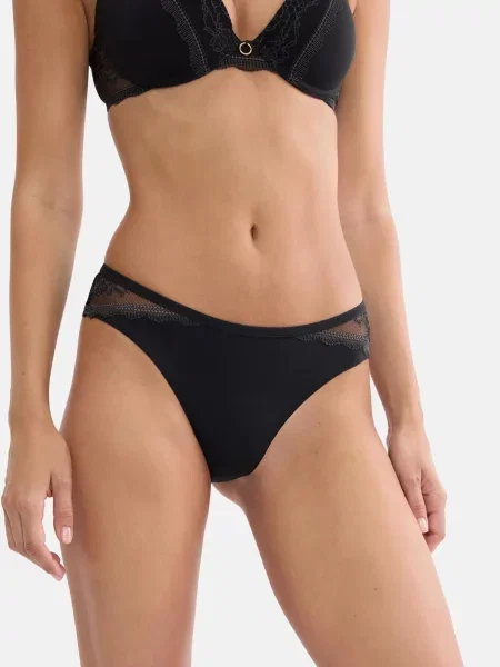 Triumph Chilot brazilian Comfort Allure negru