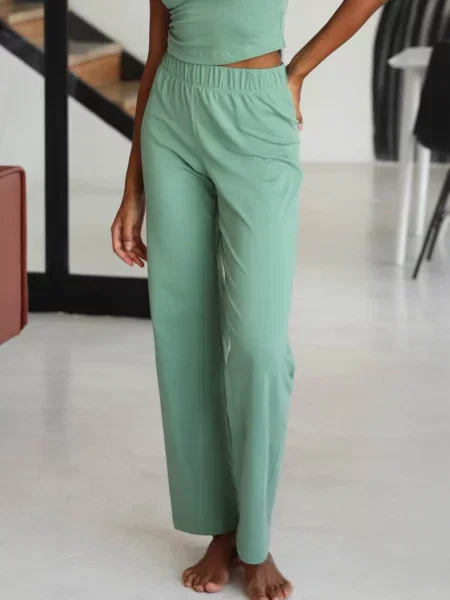 Брюки зелені