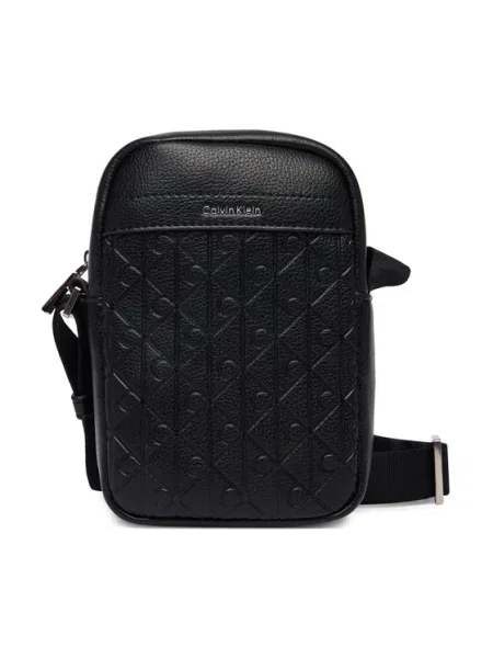 Calvin Klein Ľadvinka Emblem Aop Emboss Slim Reporter čierna