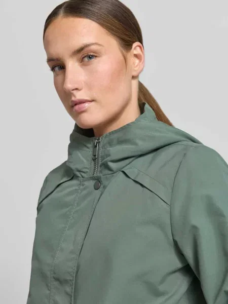 Parka o kroju regular fit z kapturem model ‘ZOA’ Vero Moda