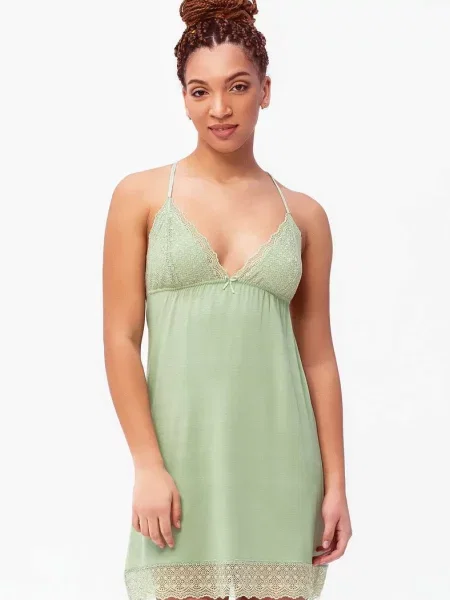 Короткая ночнушка зелена