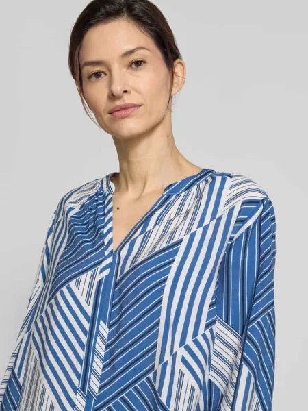 Bluzka z długim rękawem o kroju relaxed fit z Mieszanka S.oliver Red Label błękitna