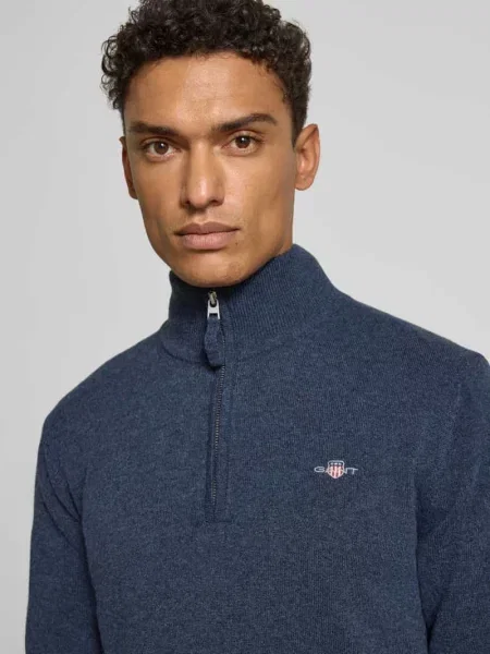 Sweter o kroju regular fit z imitacji dzianiny z czystej wełny jagnięciej Gant granatowy