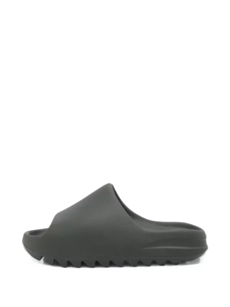 Сандали Adidas Yeezy без ток черно