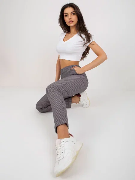 Pantaloni Fashionhunters violet