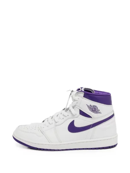 Sneakerși Jordan 1 Retro retro alb
