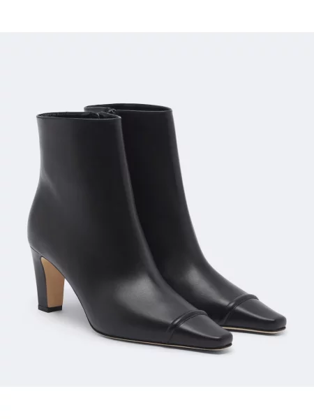 Cizme scurte Manolo Blahnik din piele negru