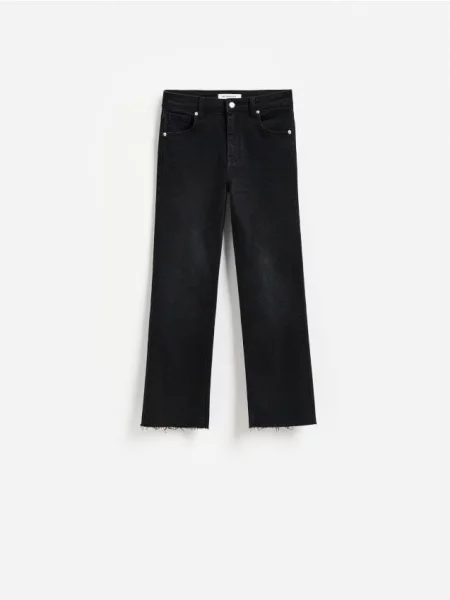 Reserved Blugi flare cropped negru