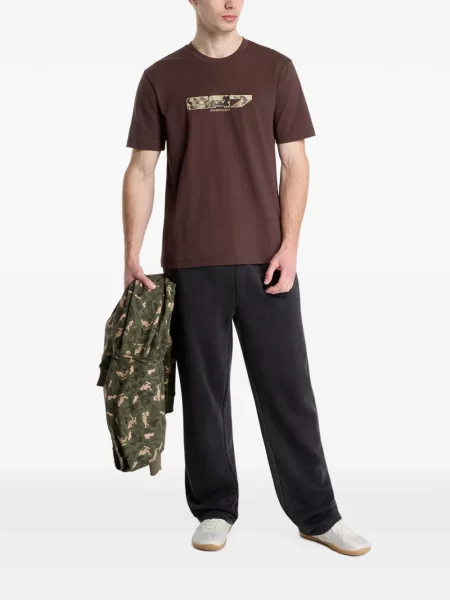 Tricou Ea7 Emporio Armani cu imagine maro