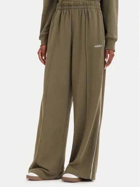 Adidas Pantaloni trening Seasonal Essentials Colorpop închis Wide Fit verde