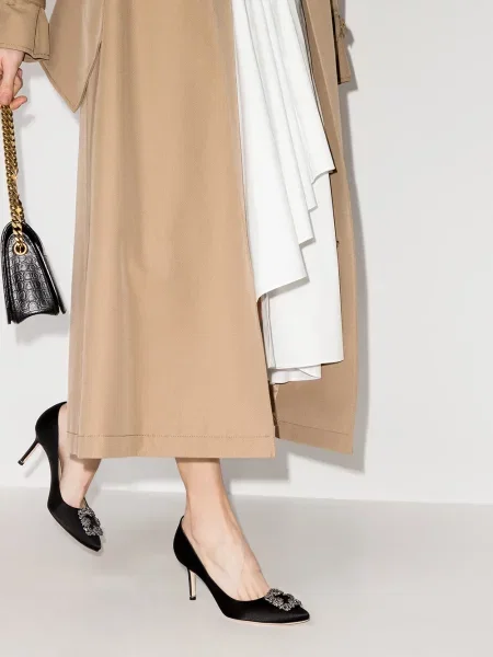 Saténové lodičky Manolo Blahnik černé