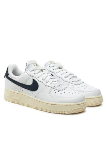 Nike Sneakersy Air Force 1 Flyease bílá