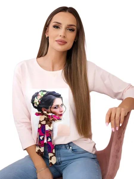 Halenka s grafikou a barevnou mašlí 3D pudrově růžové