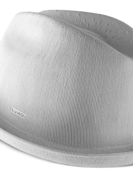 Căciulă Kangol alb